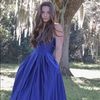 caroline_ellla